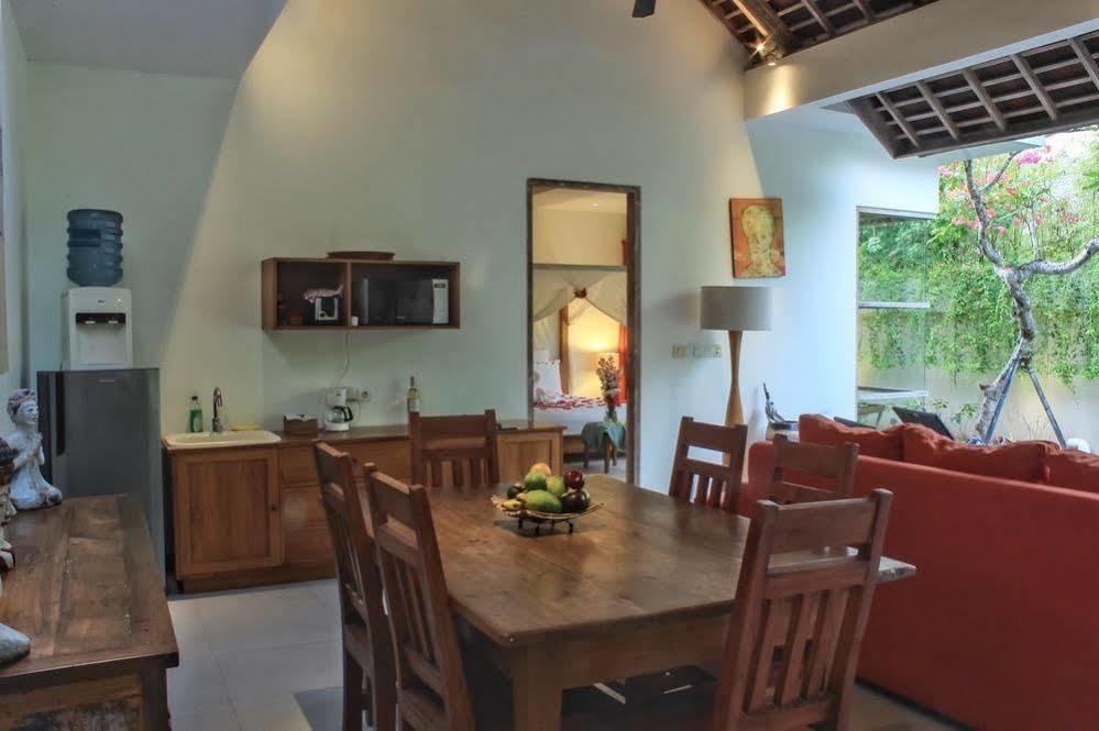 The Decks Bali Villa Легиан Екстериор снимка